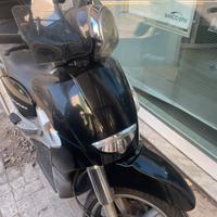 Scooter scarabeo 400