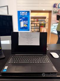 Lenovo V15 G2 8/256GB - Usato