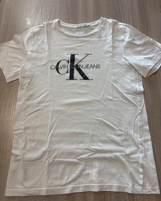T-shirt calvin klain
