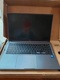Galaxy Book4 Core7 Schermo 15.6 GB16