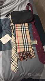 sciarpa Burberry cravatta Burberry originale leggi