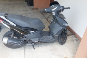 Scooter 200 kymco x ricambi