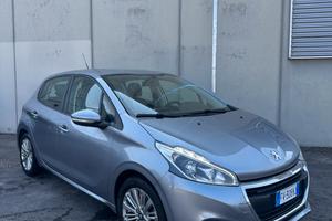 PEUGEOT 208 BENZINA