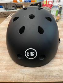 Casco bici monopattino skate pattini