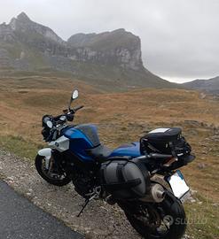 BMW f800r