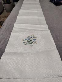 Coppia di asciugamani di cotone damascato