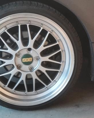 cerchi e gomme da 19 bmw
