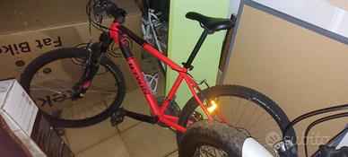 Bicicletta Btwin rock rider 500