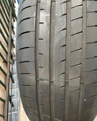 4 Gomme Good Year 235/55R18