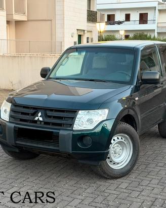Mitsubishi Pajero 3.2 DI-D 16V aut. 3p. Instyle DP