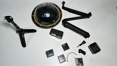 GoPro 11 Hero Black e Accessori