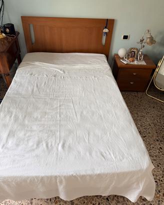 Letto con rete e materasso