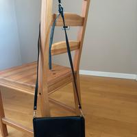 Borsa tracolla nera in pelle Gianni Chiarini