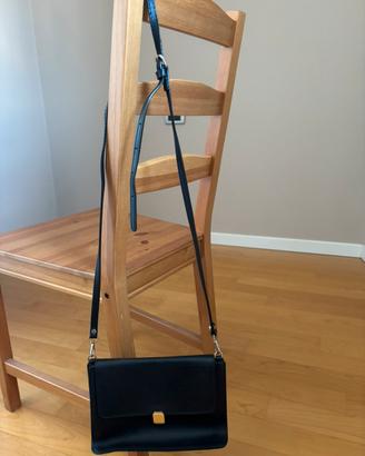 Borsa tracolla nera in pelle Gianni Chiarini