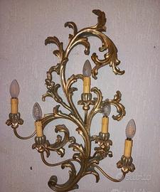 Antica applique in legno dorato