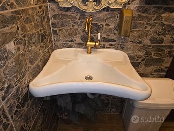 lavello per bagno disabili 