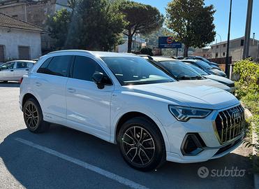 Audi Q3 35 TDI S tronic