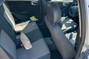 Opel corsa 2005