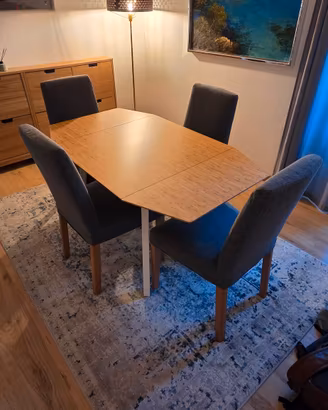 tavolo da pranzo + 4 sedie