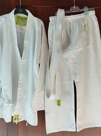 Karategi Taglia S, completo di pantaloni e cintura