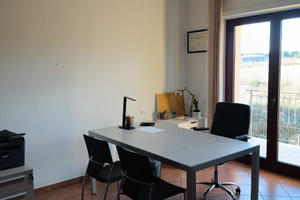 Camera singola uso ufficio