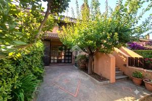 VILLA A SCHIERA A TARQUINIA