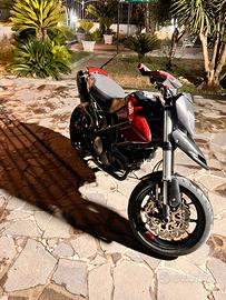 Ducati hypermotard 796