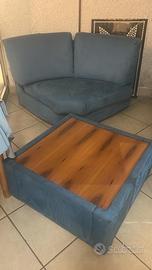 Angolo divano con tavolino abbinato