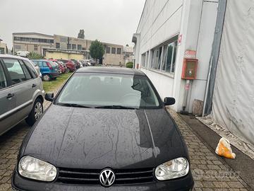 VOLKSWAGEN e-Golf - 2001