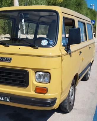 Fiat pulmino 900E