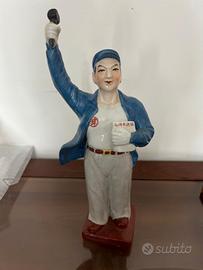 Statua in porcellana Minatore cinese