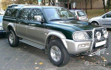 Parabrezza Mitsubishi L200 III serie (96-05)