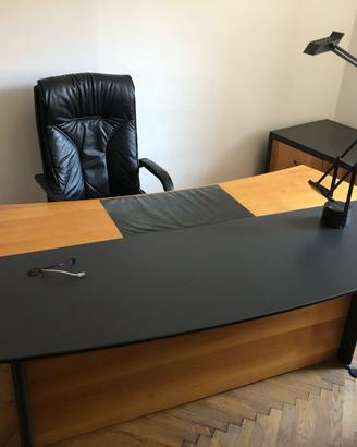 Ufficio direzionale completo in legno