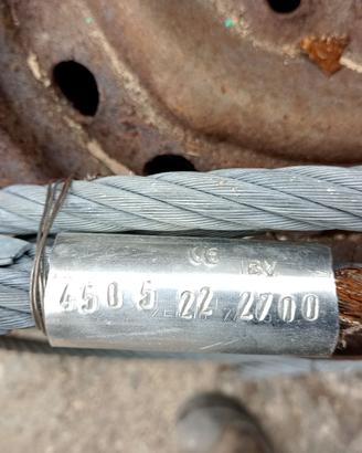 Corde in acciaio con un anello