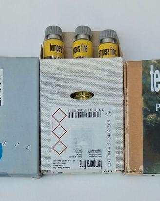 tubetti colori a tempera