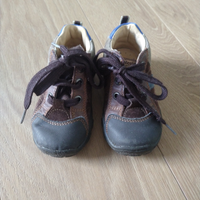 Scarpe numero 22