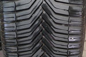 Pneumatici Michelin 235 55 19