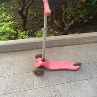 Monopattino Globber rosa