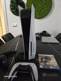 Playstation 5 versione disco con cuffie Pulse