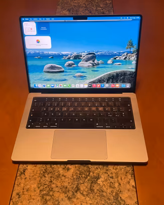 MacBook Pro 14"  M1 Pro / 16GB RAM / 512GB SSD