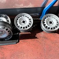 cerchi in ferro per smart for four