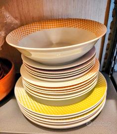 Servizio piatti pois in porcellana Tognana vintage