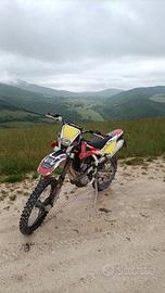 husqvarna te 250 enduro 2011