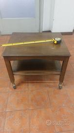 Tavolino modernariato legno con rotelle