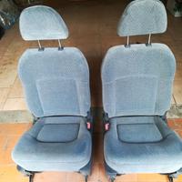 Sedili sesto e settimo posto Hyundai Trajet