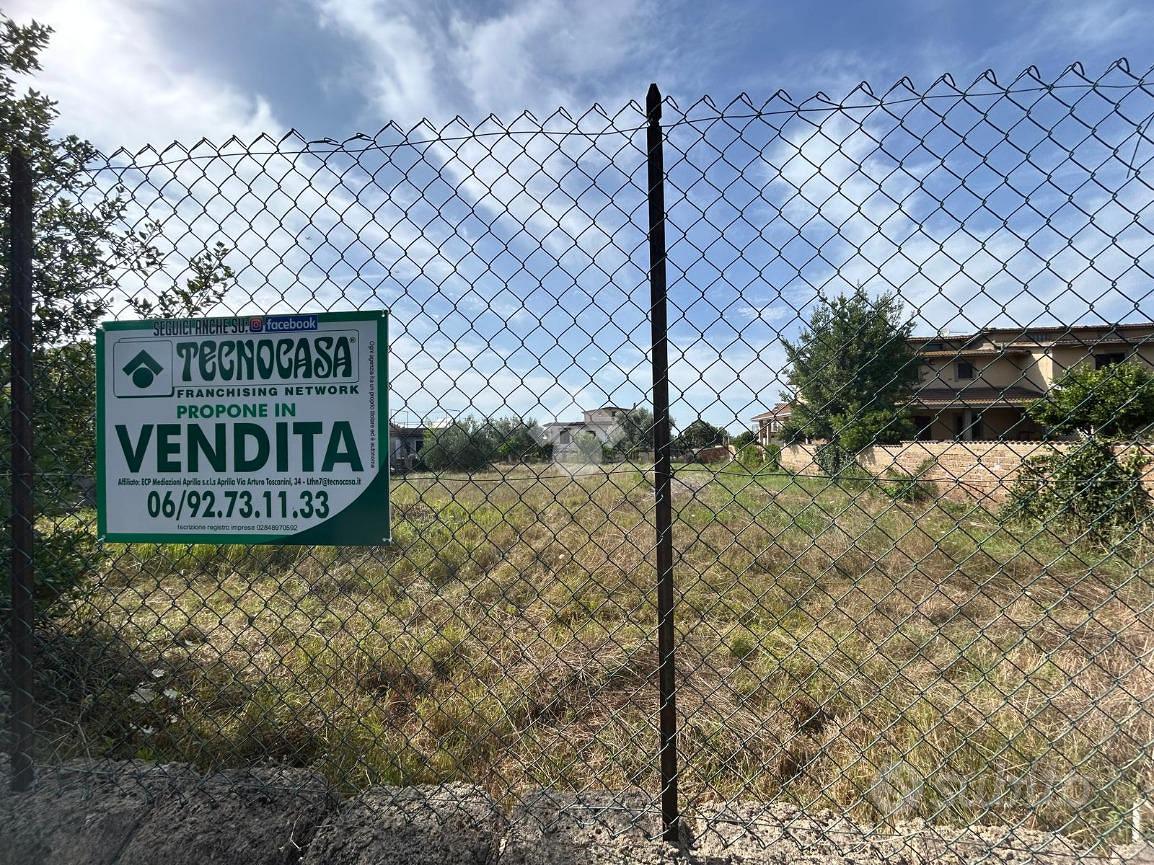 TER. RESIDENZIALE A APRILIA - Vista 3