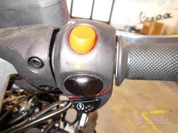 Devioluci dx Aprilia SRV 850 Abs