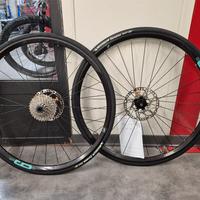 Due ruote bici corsa