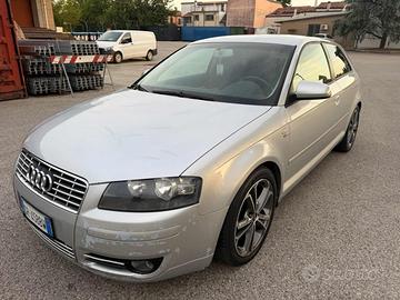 AUDI A3 2.0 16V TDI Ambition senza nessun lavoro
