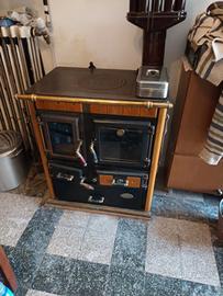 STUFA a legno in GHISA